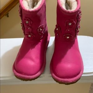 Kid UGG boots
